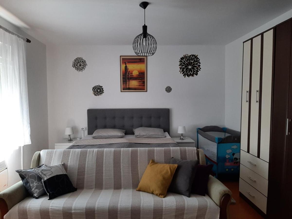 Holiday Home Stella Vrdnik Exterior foto